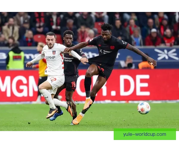 勒沃库森四轮不败波库传射完胜